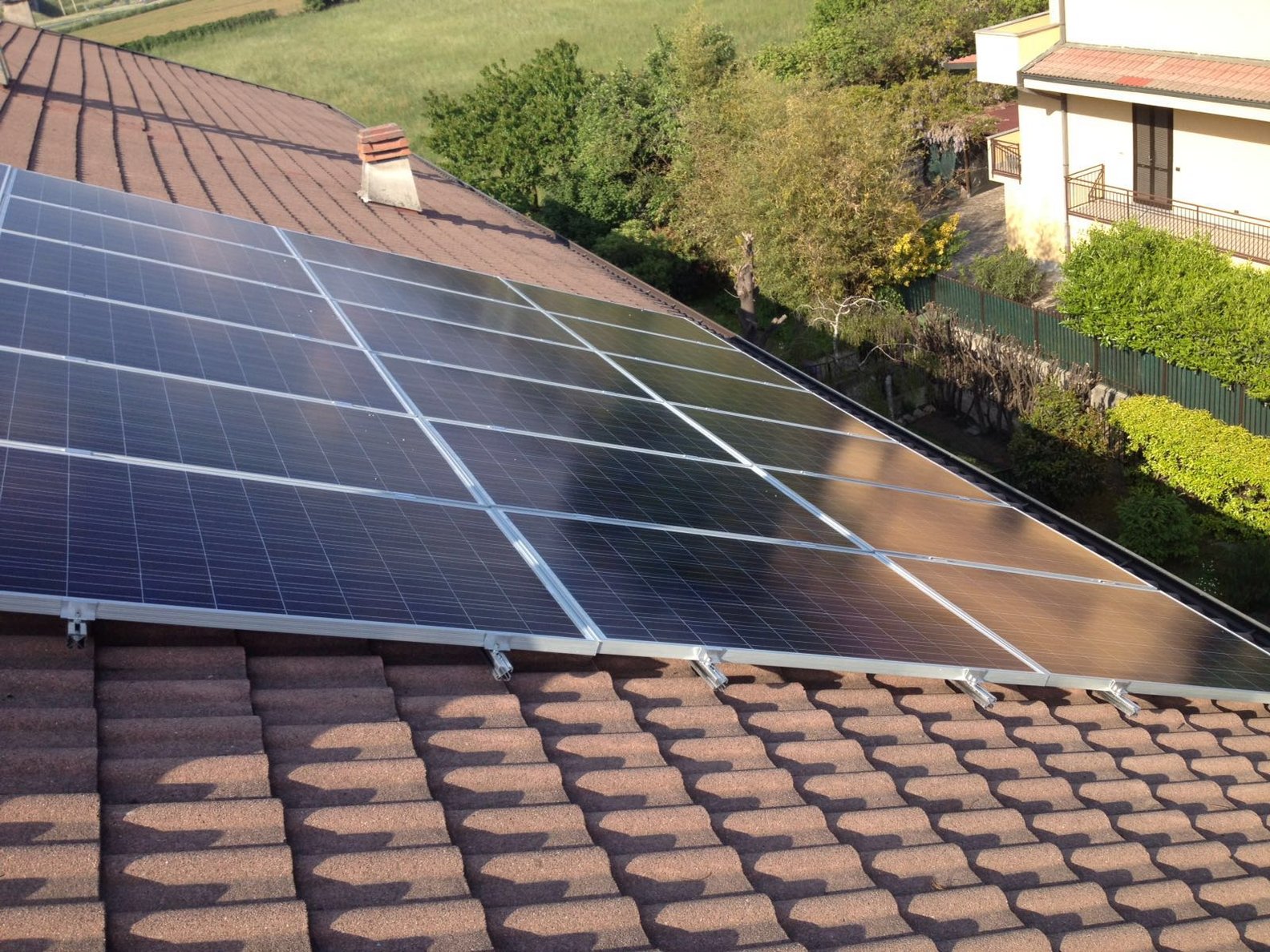 Pannelli fotovoltaici sul tetto info e convenienza