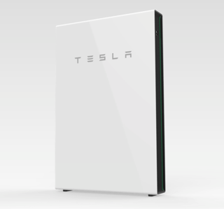 Tesla e Varta Batterie caratteristiche e durata.png