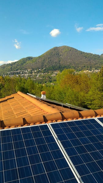 Tutti i pro e contro fotovoltaico per privati
